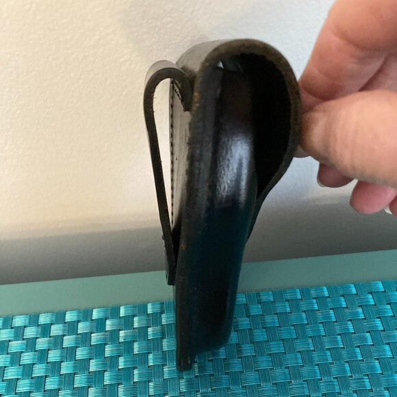 Vintage Police Handcuff Case with Belt Loop NOS Bucheimer - Picture 7 of 9